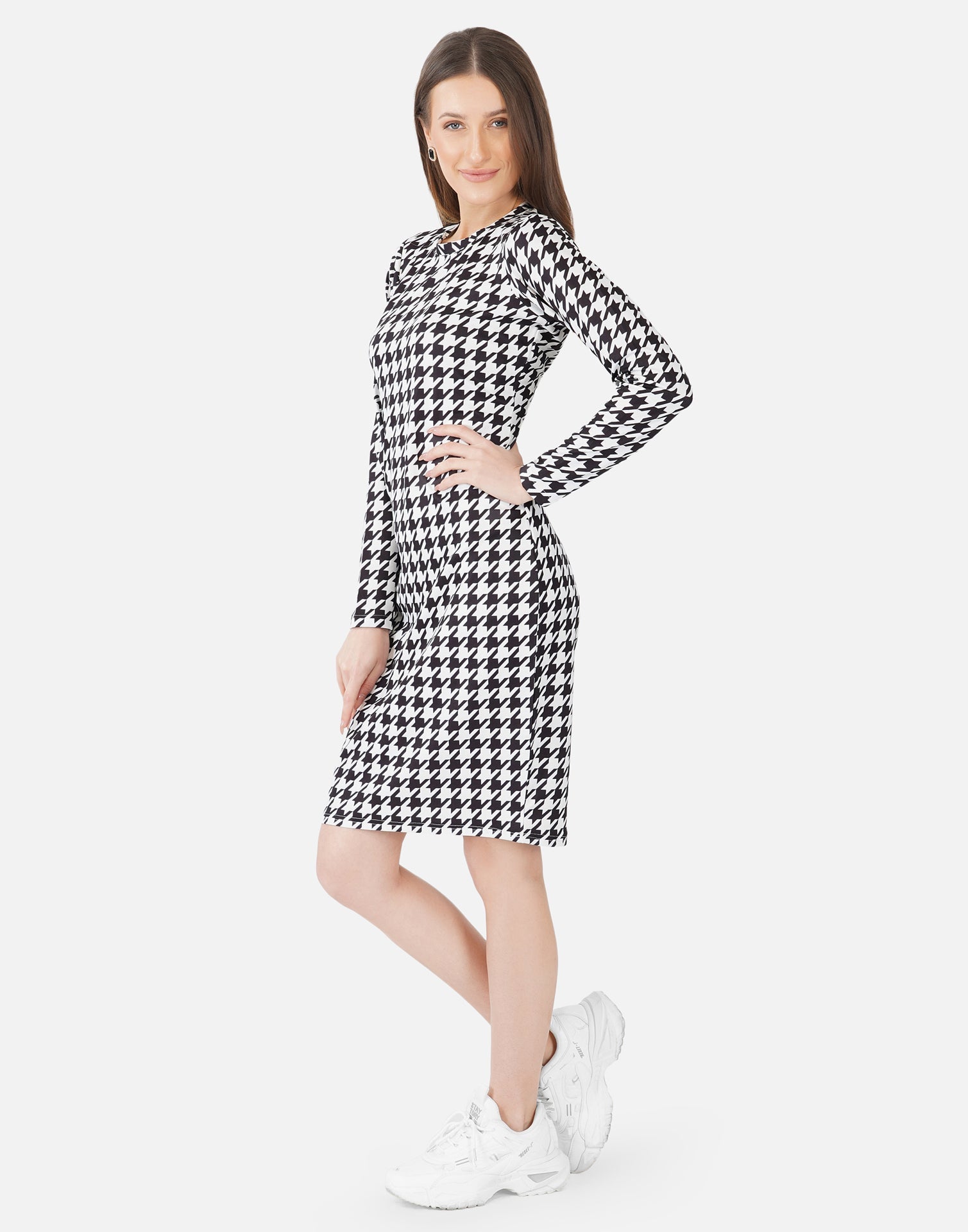 Black and White Printed Bodycon | SLV301TK8023