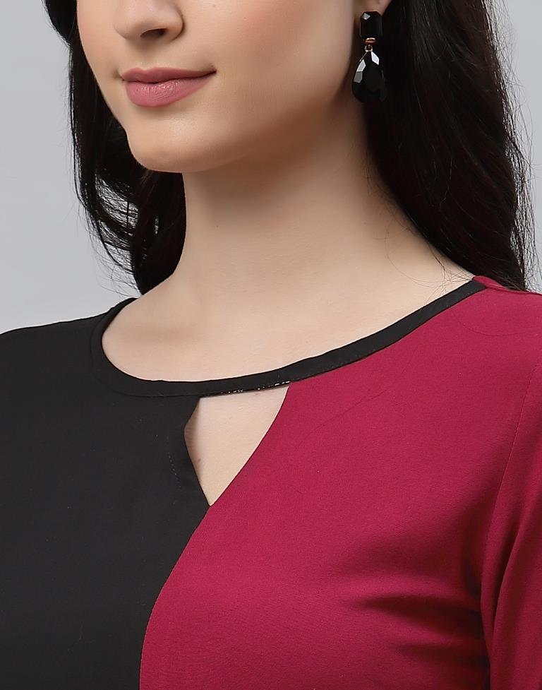 Color Block Keyhole Top