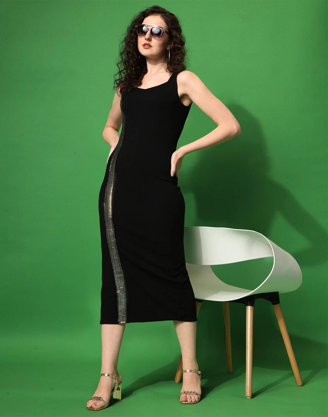 Black Sleeveless Bodycon Dress